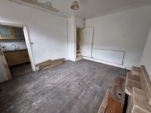 Photo 5- click for photo gallery